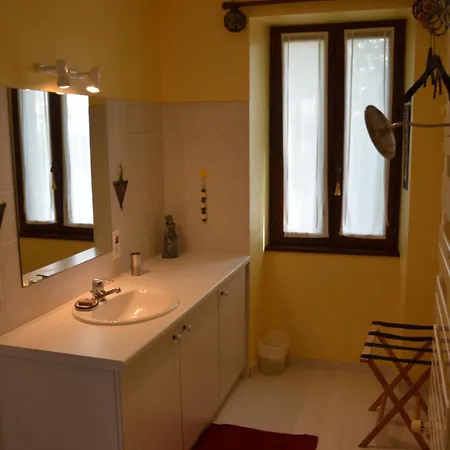 Les Deux Tours Bed & Breakfast
