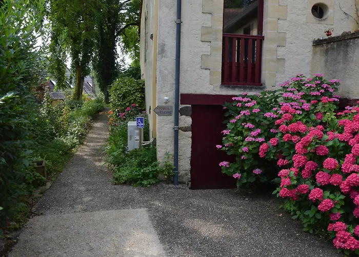 Les Deux Tours Bed & Breakfast