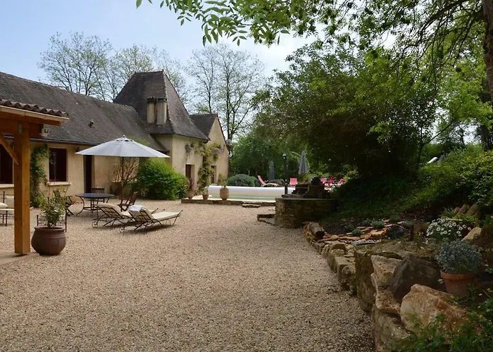 Les Deux Tours Bed & Breakfast